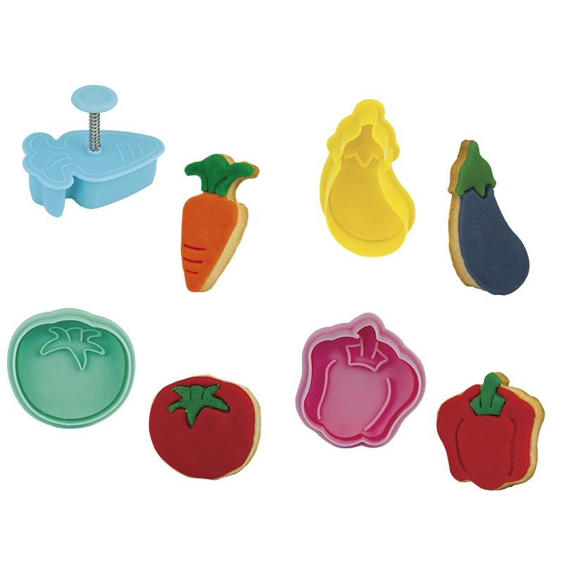 Set 4 Cortantes Verduras con Expulsor · Artipas