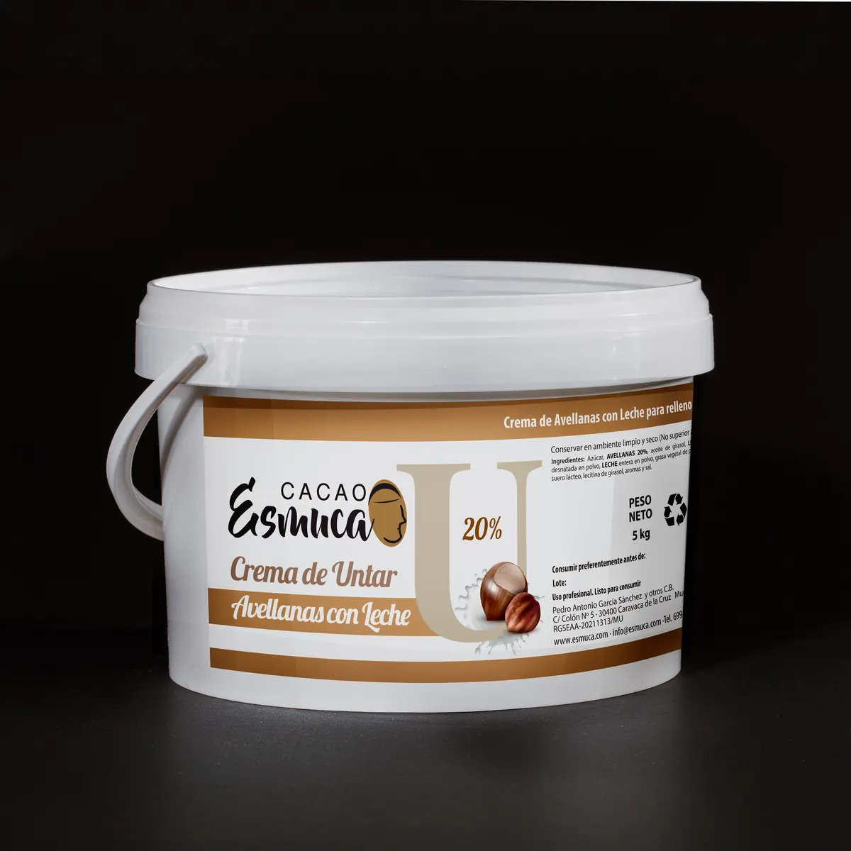 Crema de Avellanas con Leche 20 % Esmuca Intensa · cubo de 5 kg · 5 unidades