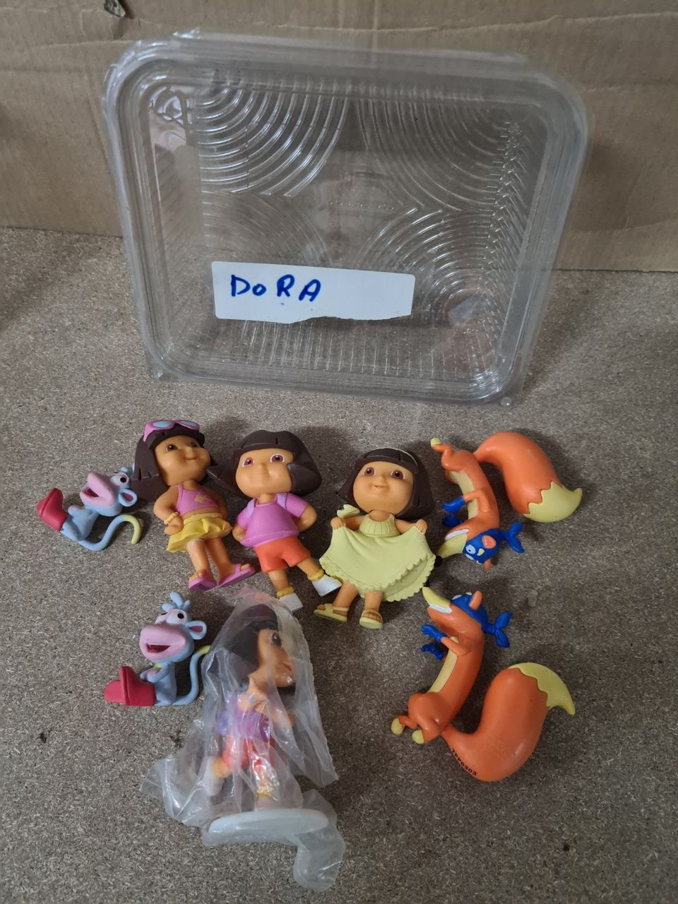 KIT KD04101 Dora Exploradora · Dekora